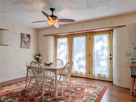 181 N Maple Street Akron OH 44304