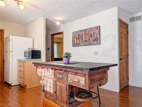 181 N Maple Street Akron OH 44304