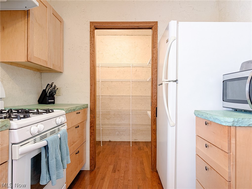 181 N Maple Street Akron OH 44304