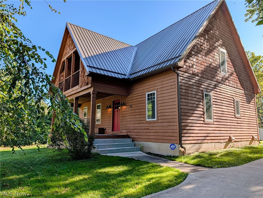181 N Maple Street Akron OH 44304