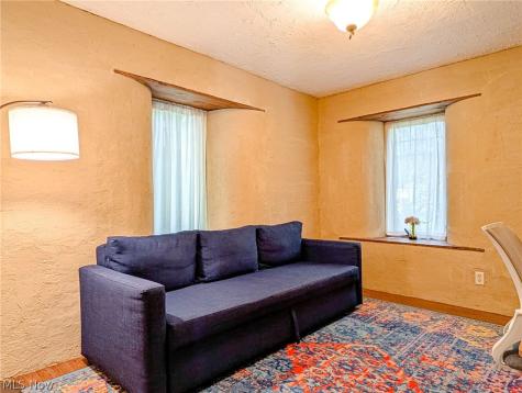 181 N Maple Street Akron OH 44304