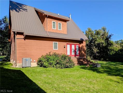 181 N Maple Street Akron OH 44304