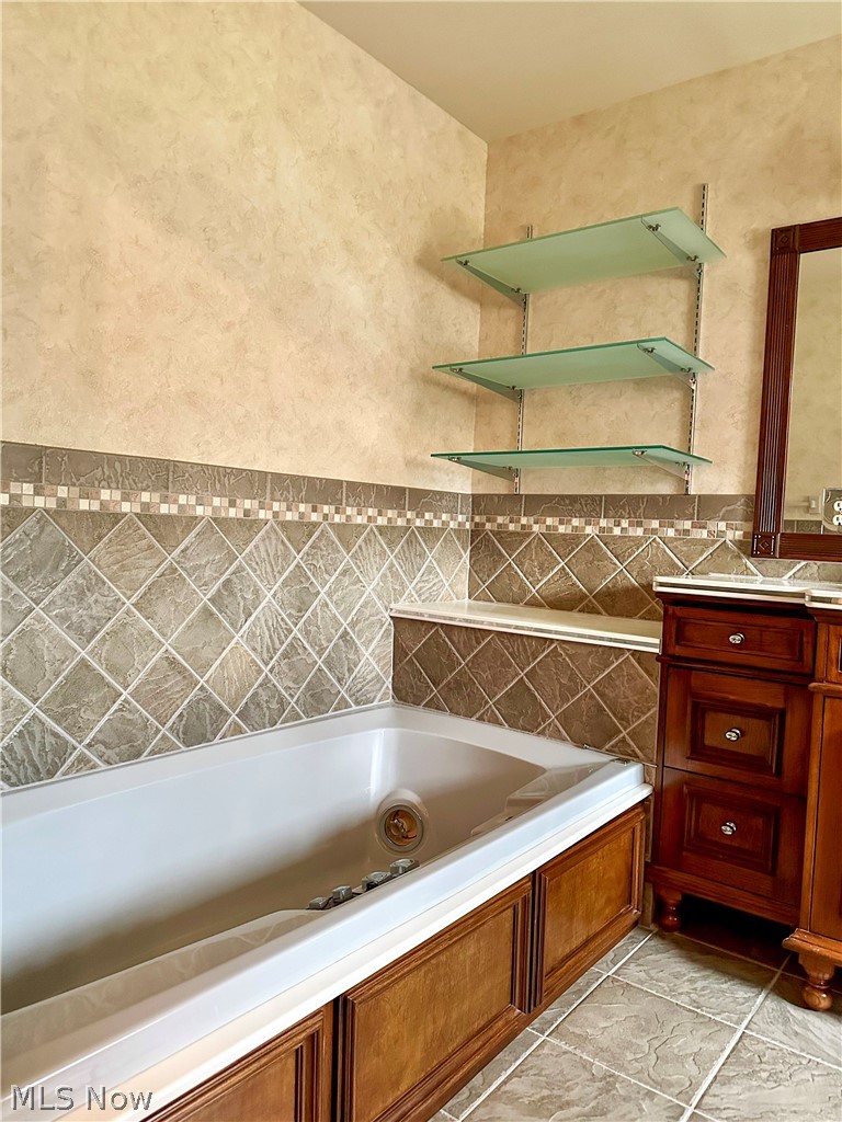 4049 Alvacardo Street Canfield OH 44406