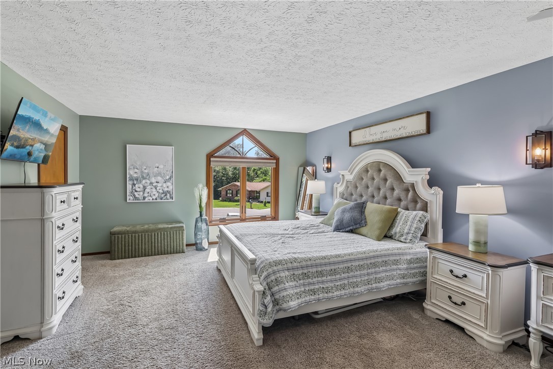17654 Lois Way Doylestown OH 44230