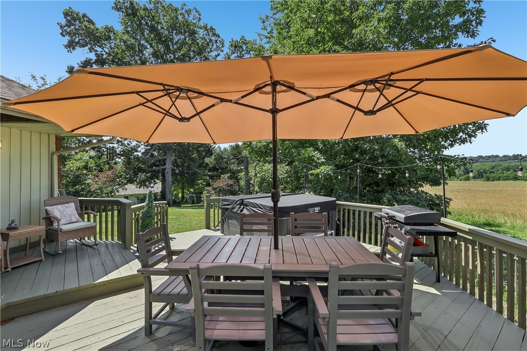 17654 Lois Way Doylestown OH 44230