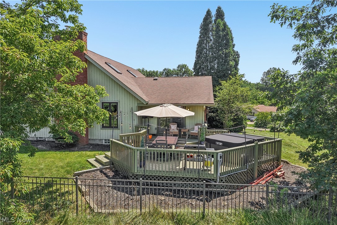 17654 Lois Way Doylestown OH 44230