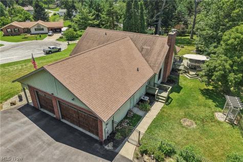 17654 Lois Way Doylestown OH 44230