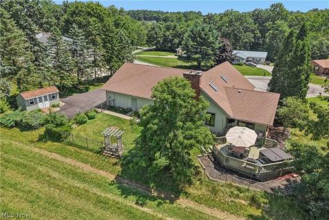 17654 Lois Way Doylestown OH 44230