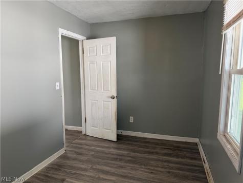 227 N East Street Medina OH 44256
