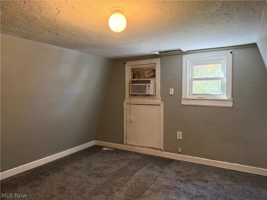 227 N East Street Medina OH 44256