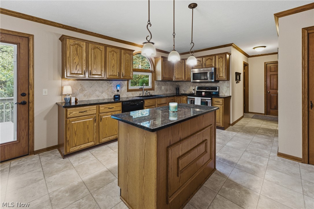 6224 Sandy Ridge Circle NW North Canton OH 44720