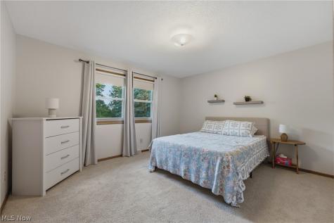 6224 Sandy Ridge Circle NW North Canton OH 44720