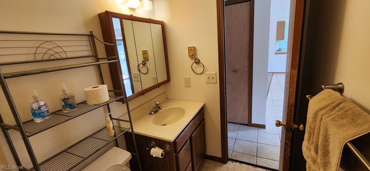 16261 Burrows Road Thompson OH 44086