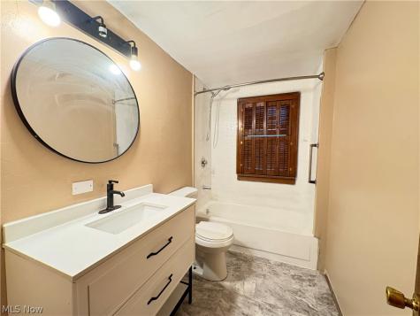 3873 E 123rd Street Cleveland OH 44105