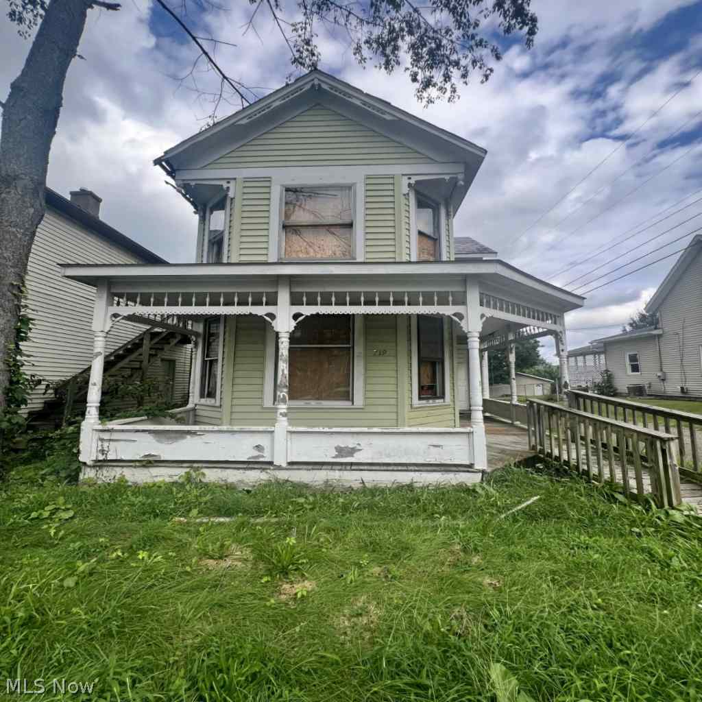 719 S 9th Street Cambridge OH 43725