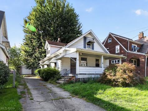 36 W Heights Avenue Youngstown OH 44509