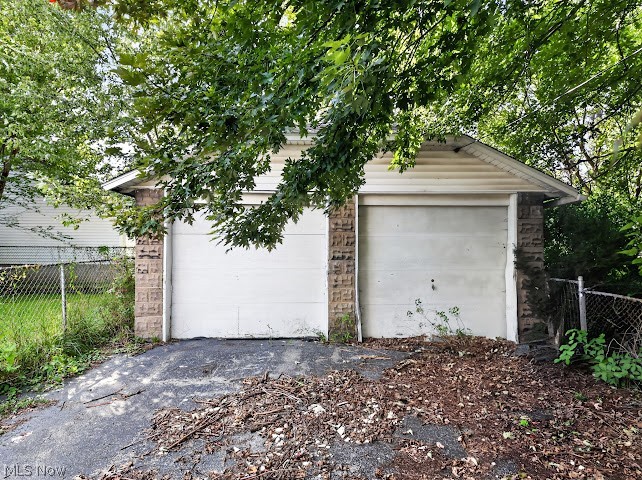 36 W Heights Avenue Youngstown OH 44509