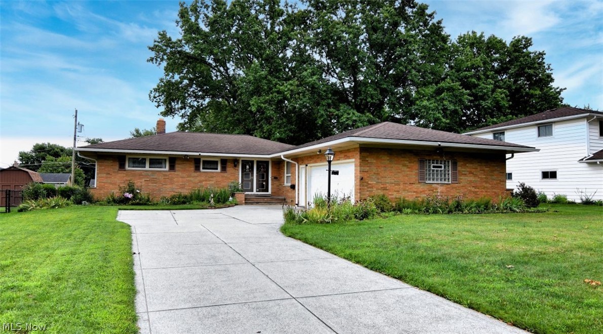 5669 Beacon Hill Drive Seven Hills OH 44131