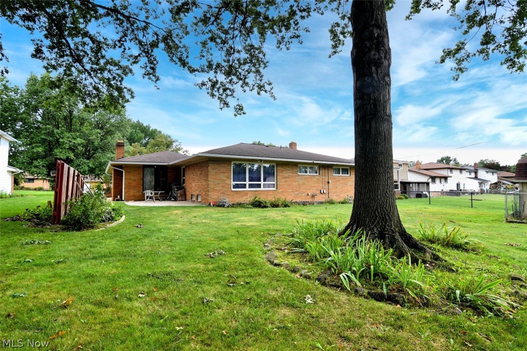 5669 Beacon Hill Drive Seven Hills OH 44131