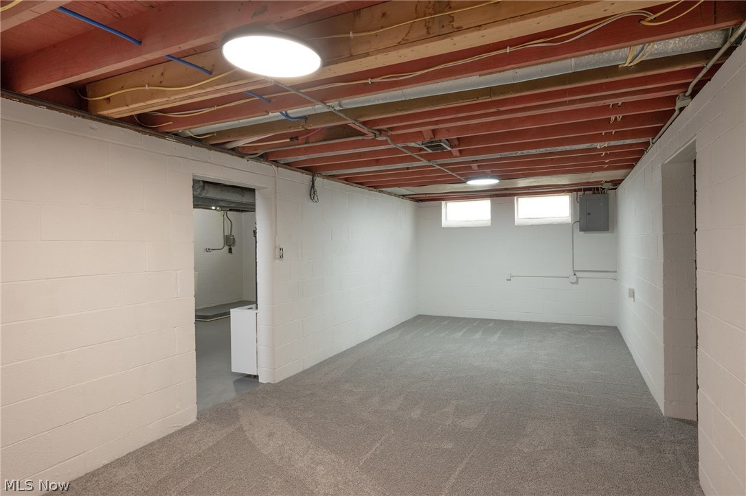 19200 Pasnow Avenue Euclid OH 44119
