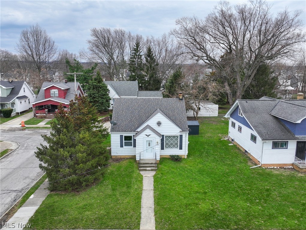 19200 Pasnow Avenue Euclid OH 44119