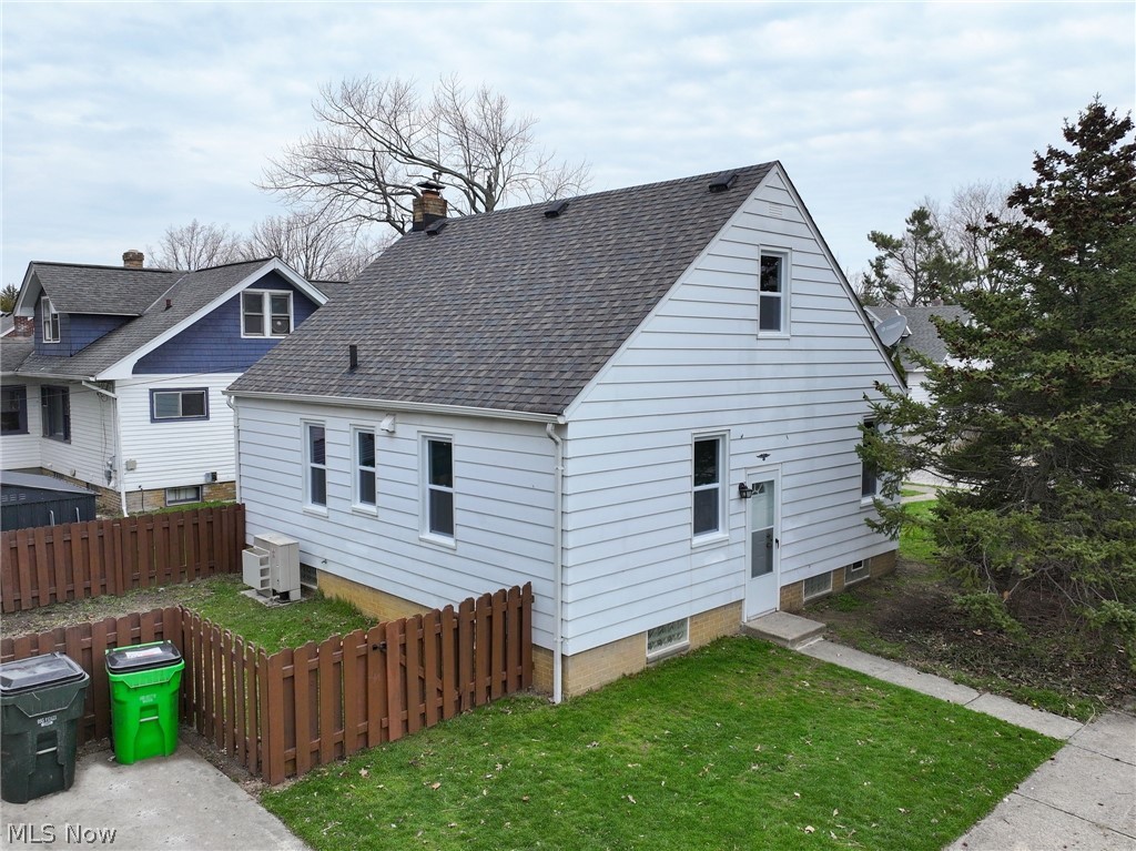 19200 Pasnow Avenue Euclid OH 44119