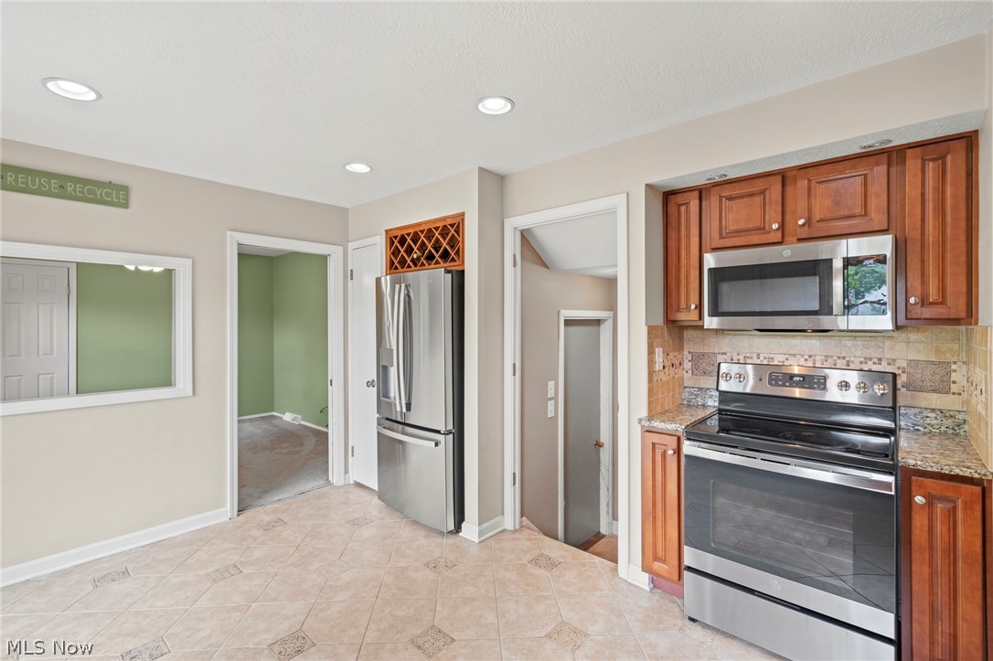 13257 Whitney Road Strongsville OH 44136