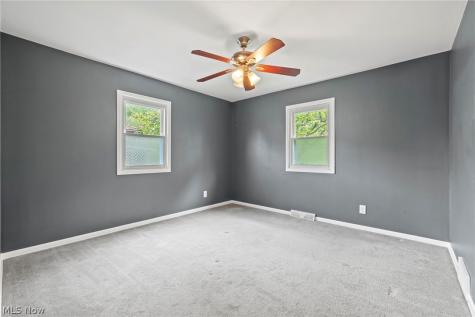 13257 Whitney Road Strongsville OH 44136