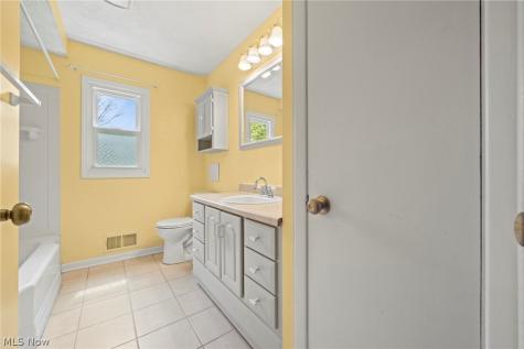 13257 Whitney Road Strongsville OH 44136