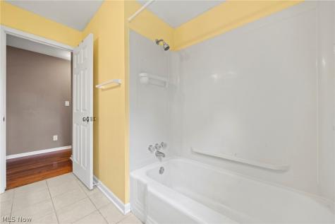 13257 Whitney Road Strongsville OH 44136