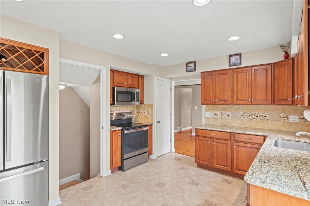 13257 Whitney Road Strongsville OH 44136