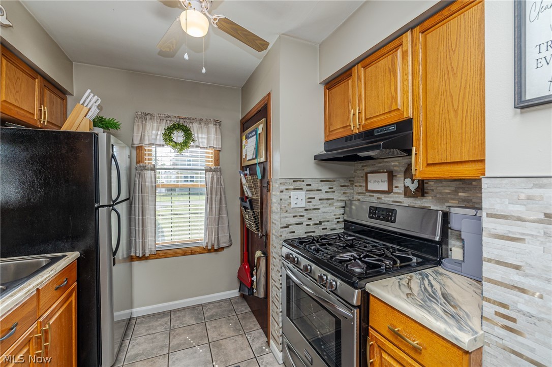 2424 E 30th Street South Lorain OH 44055