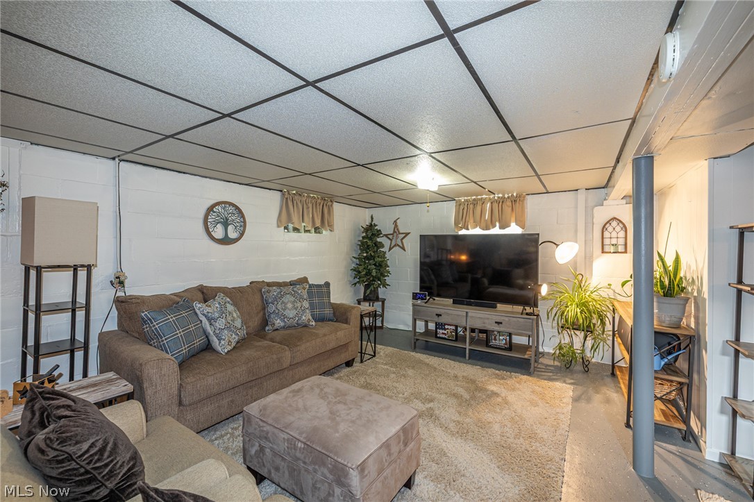 2424 E 30th Street South Lorain OH 44055