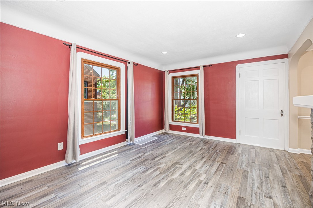 6145 Stanbury Road Parma OH 44129