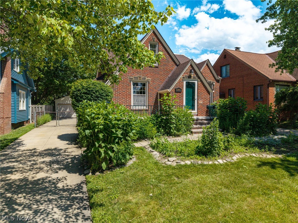 6145 Stanbury Road Parma OH 44129