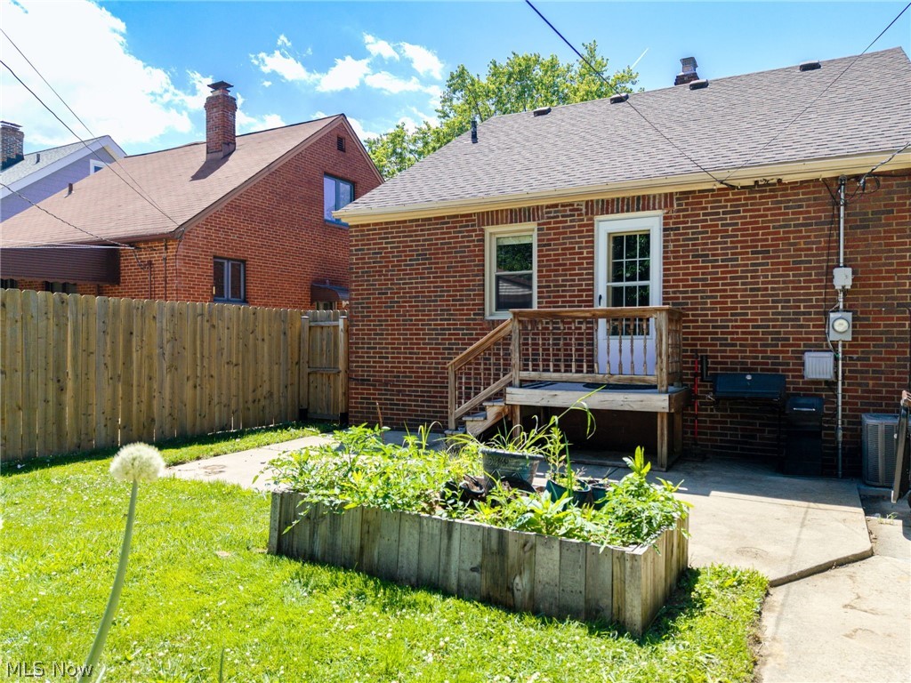 6145 Stanbury Road Parma OH 44129