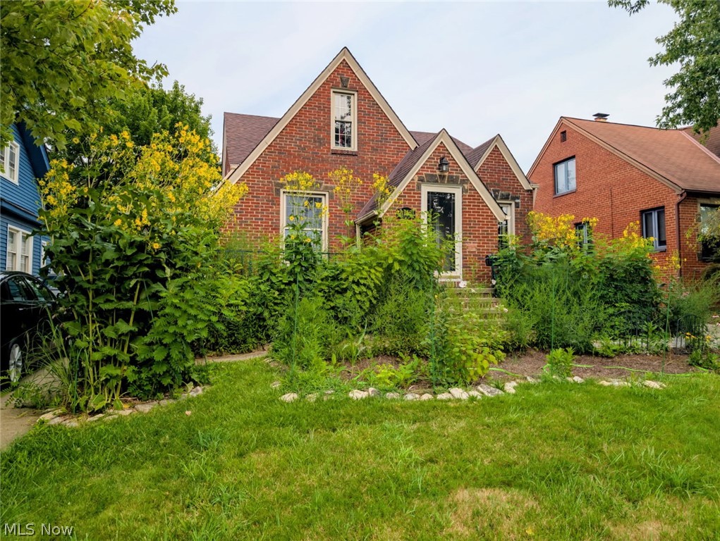 6145 Stanbury Road Parma OH 44129