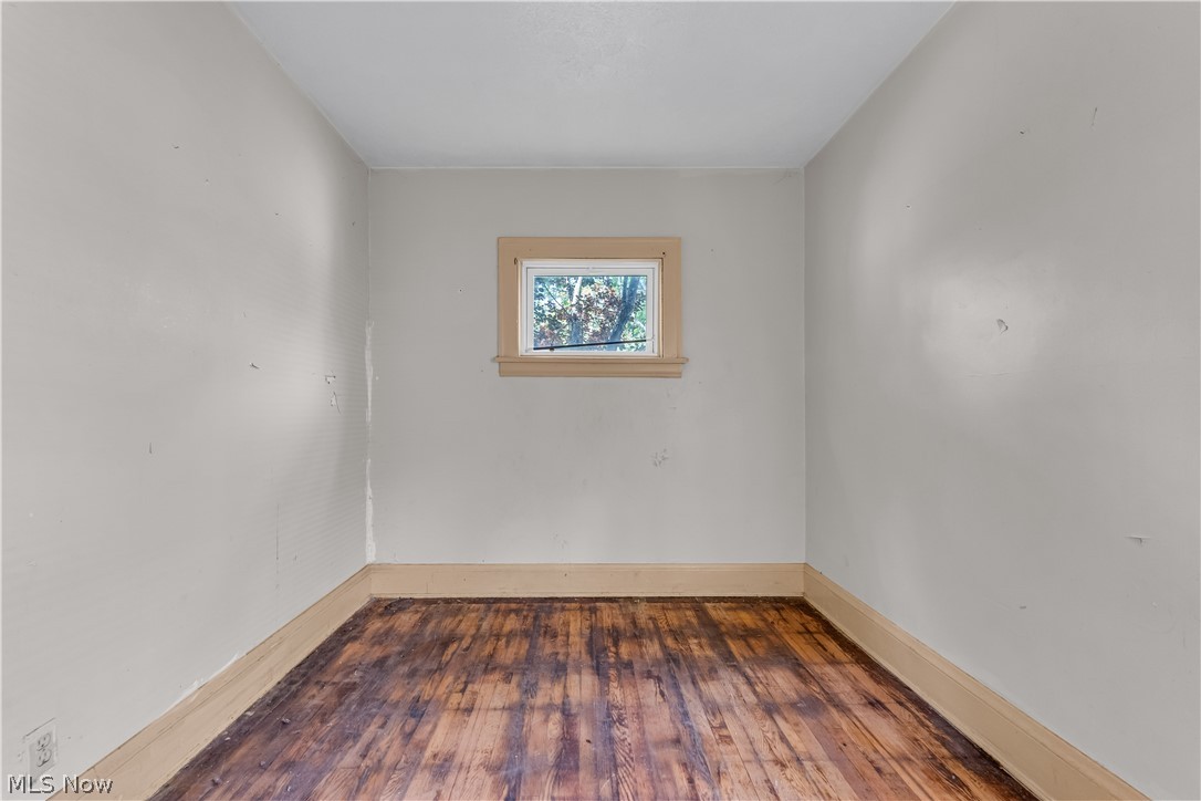 4086 E 141st Street Cleveland OH 44128