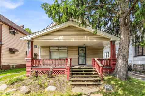 4086 E 141st Street Cleveland OH 44128
