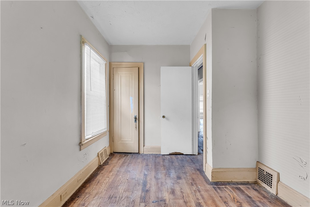 4086 E 141st Street Cleveland OH 44128