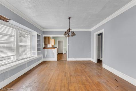 4086 E 141st Street Cleveland OH 44128