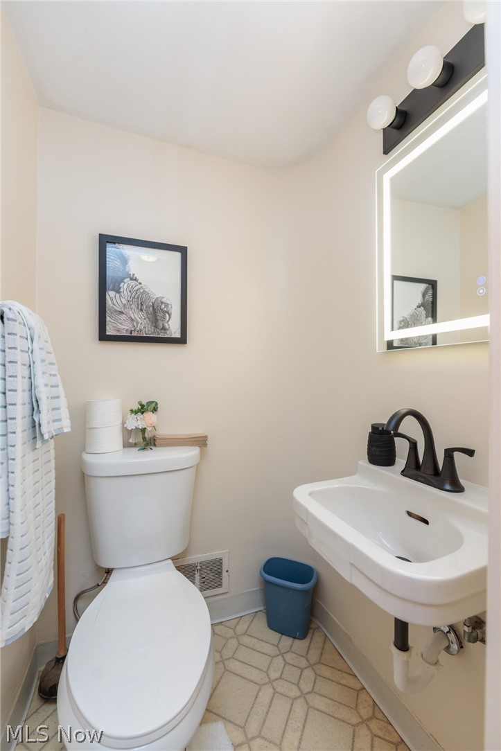 4043 Princeton Boulevard South Euclid OH 44121