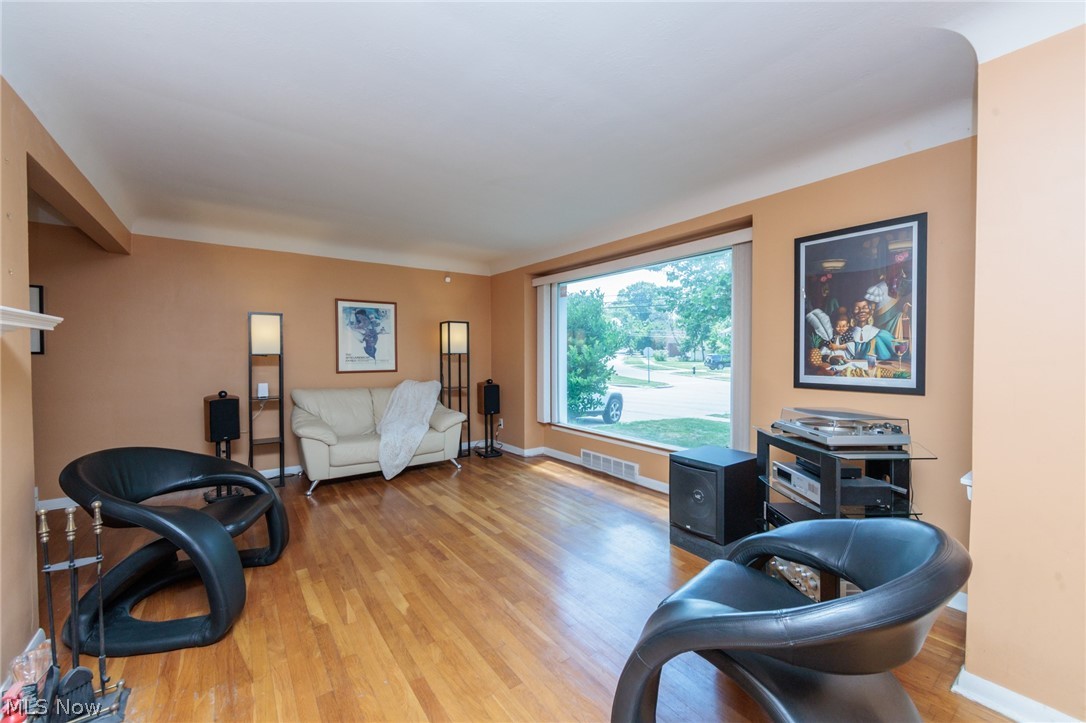 4043 Princeton Boulevard South Euclid OH 44121