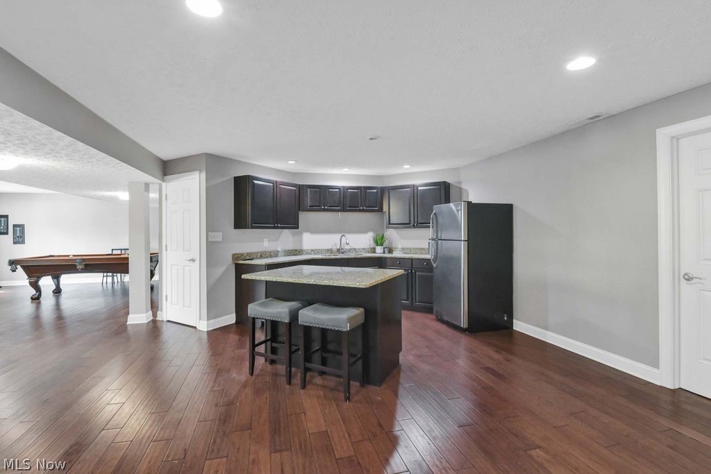 4089 Fox Chase Seven Hills OH 44131