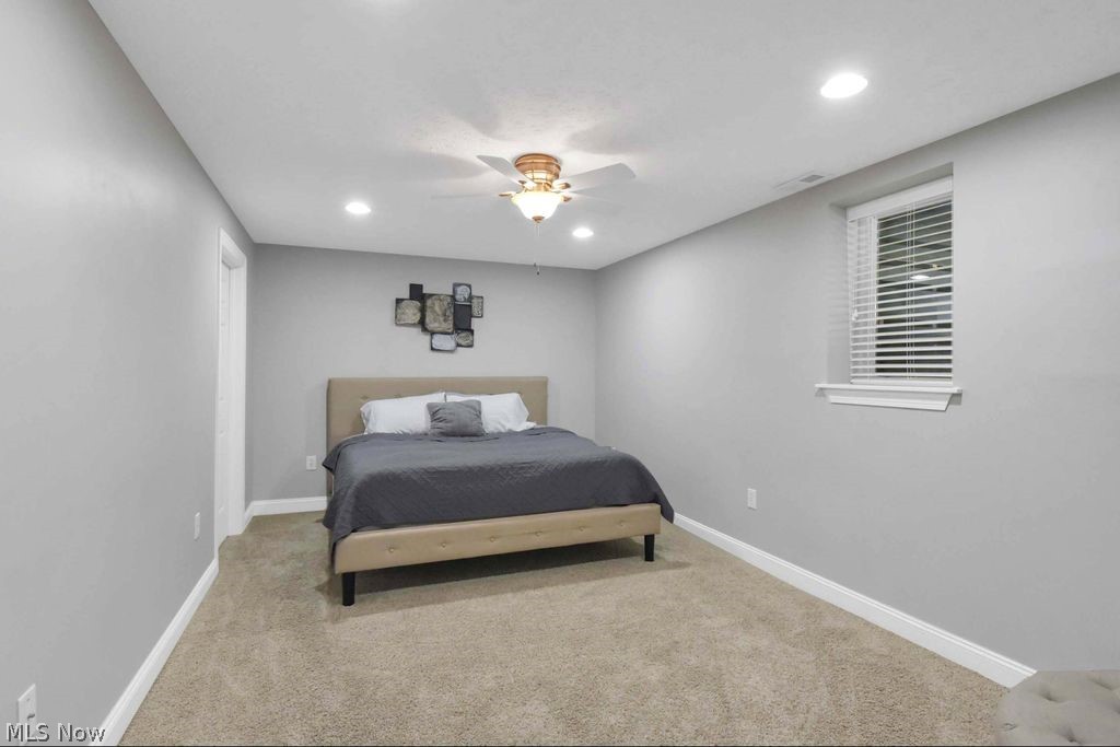 4089 Fox Chase Seven Hills OH 44131