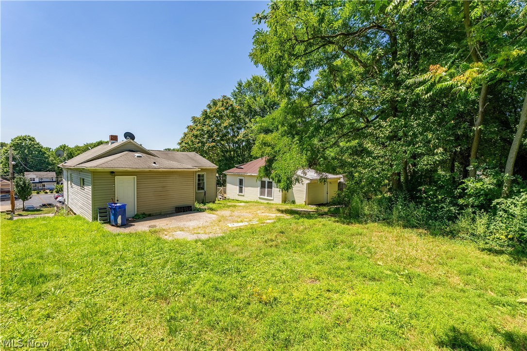155 Fernwood Avenue Barberton OH 44203