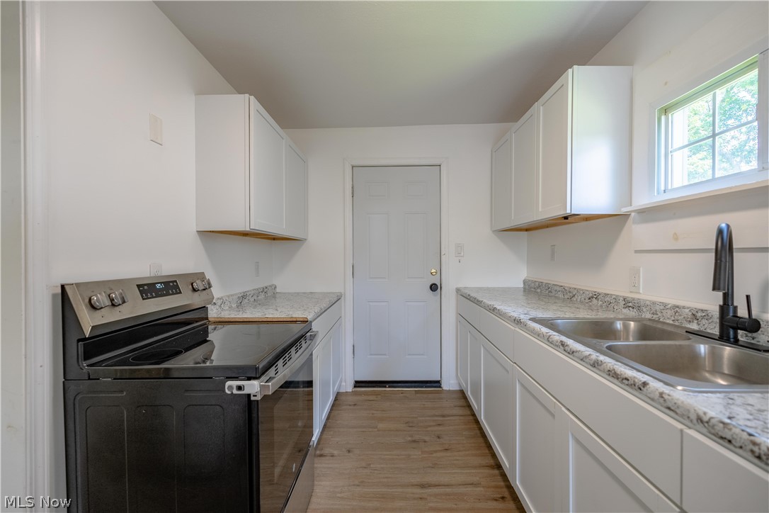 155 Fernwood Avenue Barberton OH 44203