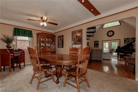 28618 Gilchrist Drive Willowick OH 44095