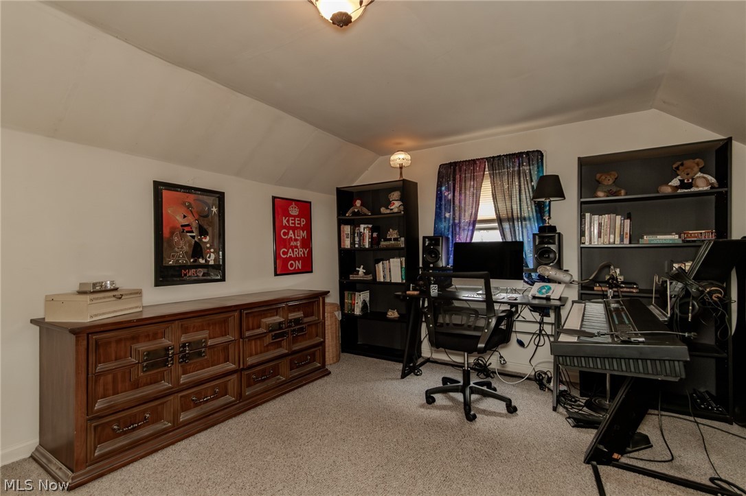 28618 Gilchrist Drive Willowick OH 44095