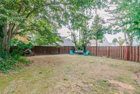 28618 Gilchrist Drive Willowick OH 44095
